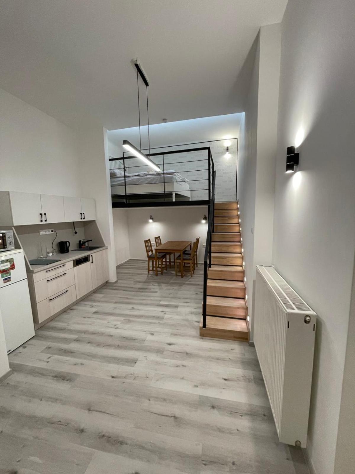 Szekely Apartment Near Deak Ferenc Square With Free Parking In Garage Budapeşte Dış mekan fotoğraf